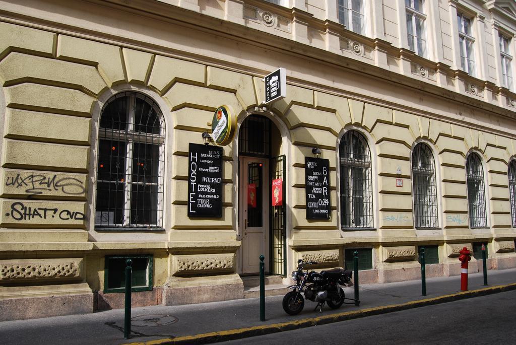 Hobar Hostel Budapeste Exterior foto
